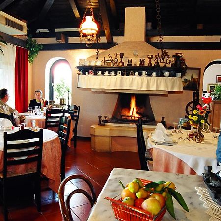 Hotel Makin Novigrad  Екстер'єр фото